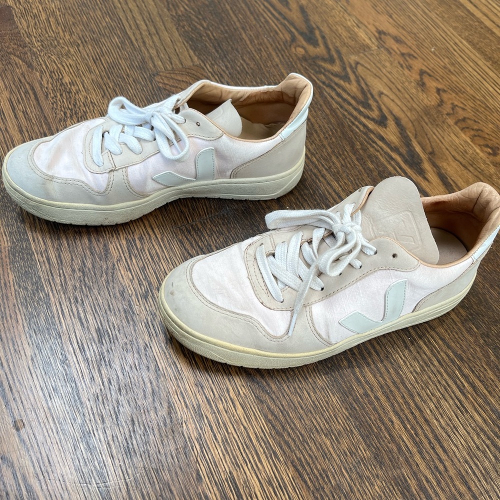 Veja sneakers
